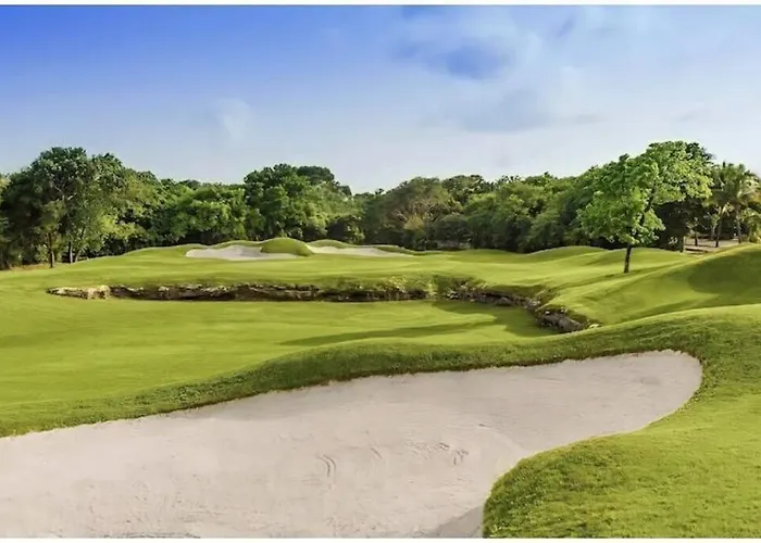 Playacar F1 Villa, Pool, Golf, 5th Ave *