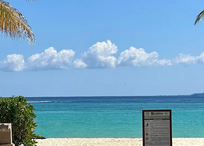 Playacar F1 Villa, Pool, Golf, 5th Ave Villa Playa del Carmen